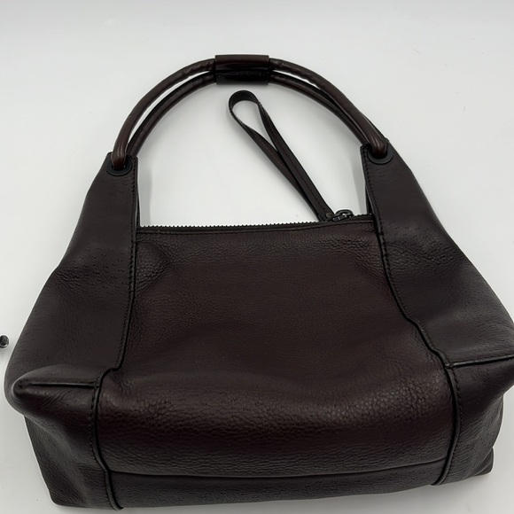 Authentic Gucci Brown Leather Shoulder Bag EUC - Picture 11 of 17